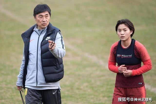 特拉布宗体育为里沙利松报价超千万遭热刺拒绝