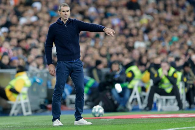 诺伊尔称赞卡里乌斯表现出色，并谈比赛前景